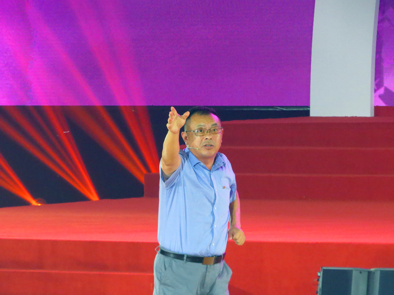 b048e00d15dda29ab37de3136fc9fac_副本